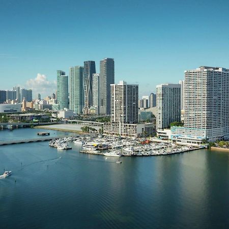 Doubletree By Hilton Grand Hotel Biscayne Bay Miami Esterno foto
