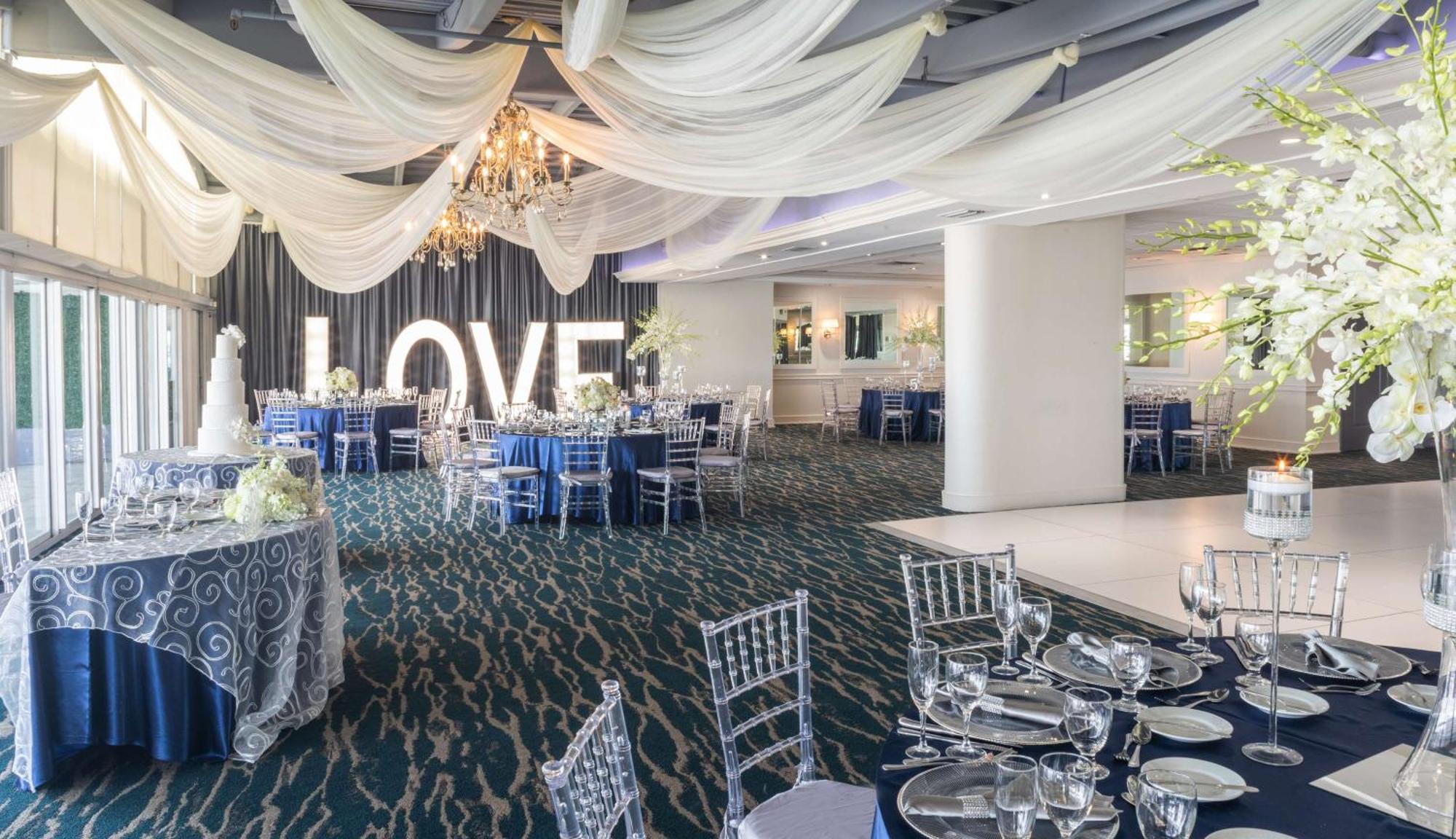 Doubletree By Hilton Grand Hotel Biscayne Bay Miami Esterno foto