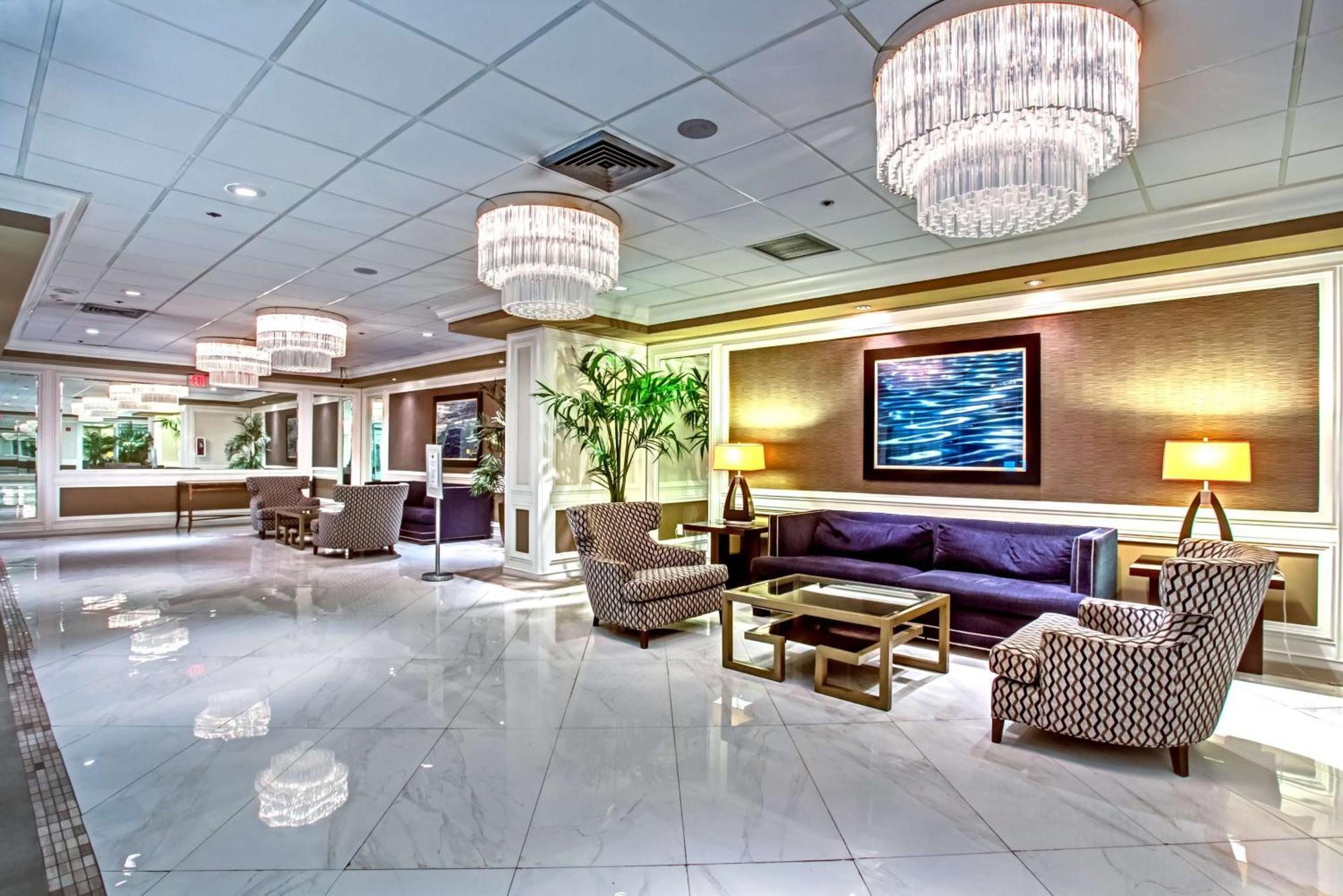 Doubletree By Hilton Grand Hotel Biscayne Bay Miami Esterno foto
